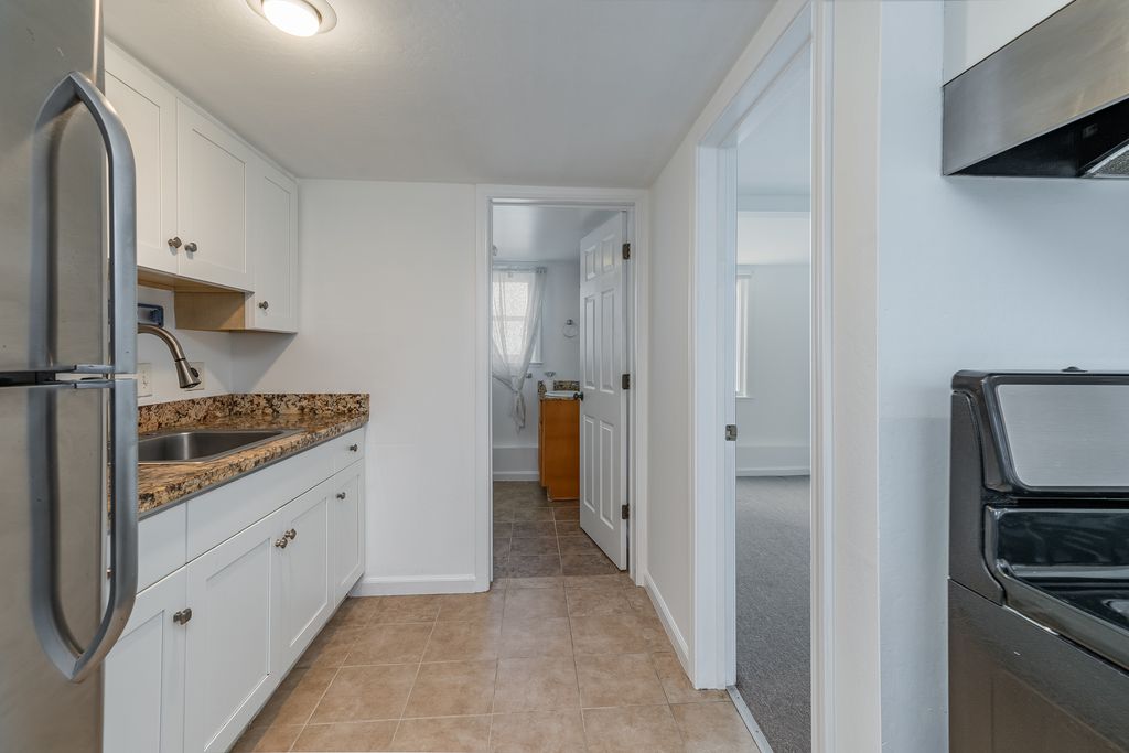 1308 Santa Clara Ave #B
