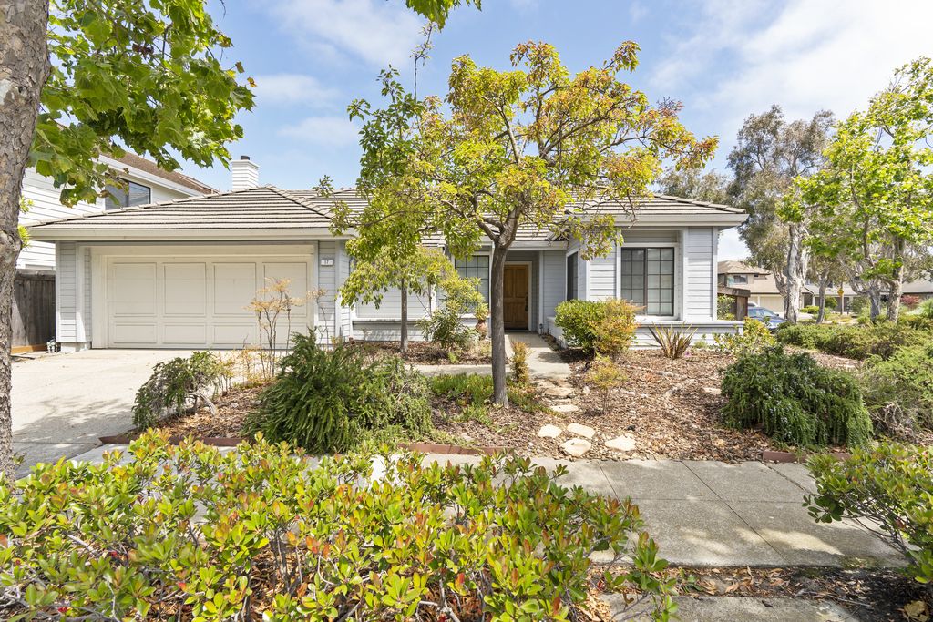17 Lawrence Road