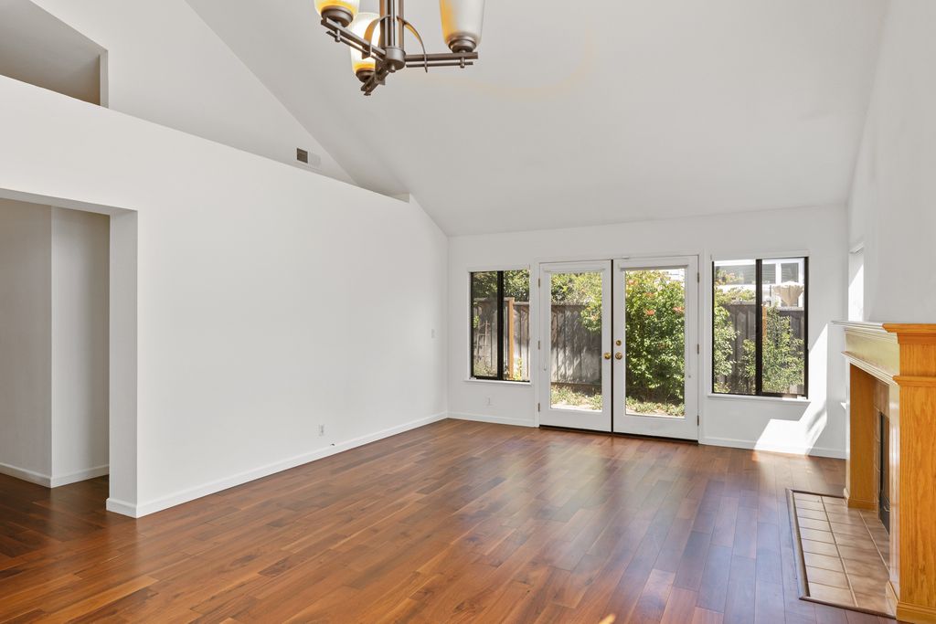 17 Lawrence Road