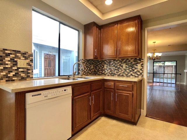 145 Oak Park