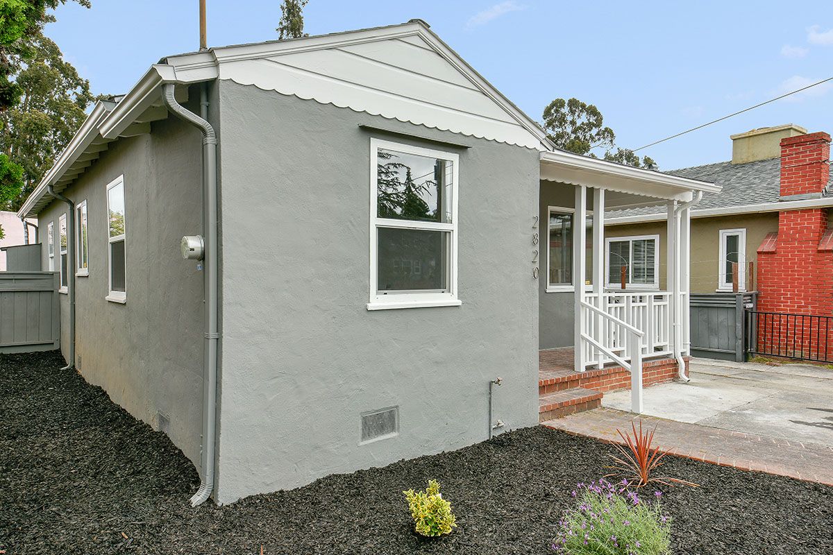 2820 High Street