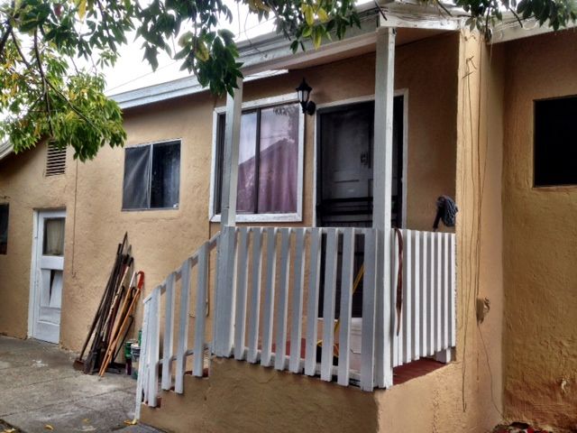 661 Clara Street