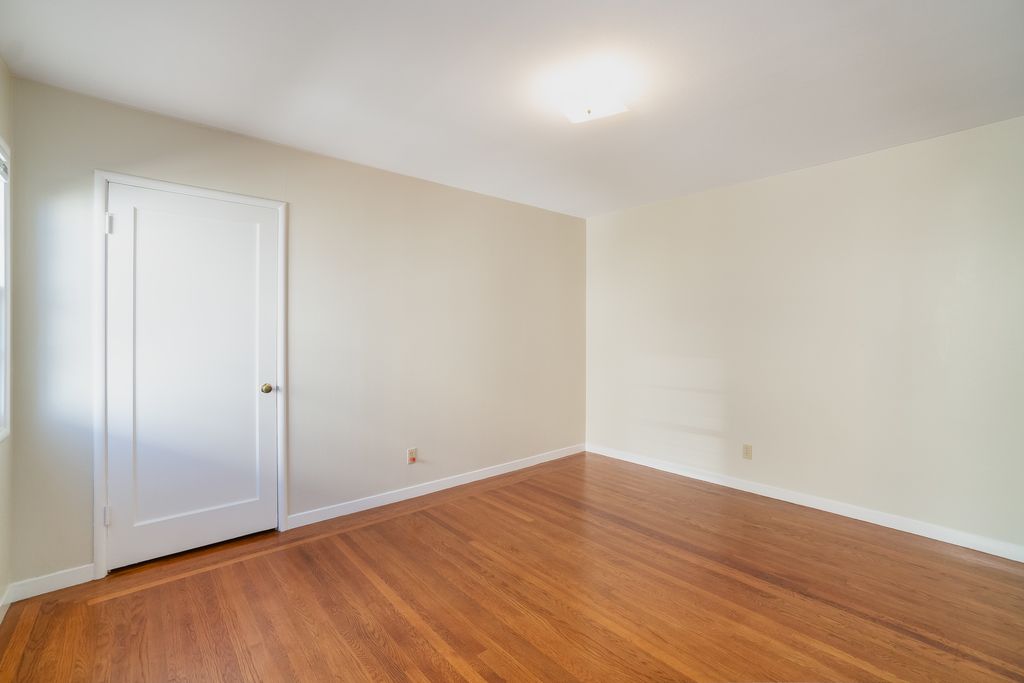 511 1/2 Haight Ave #D