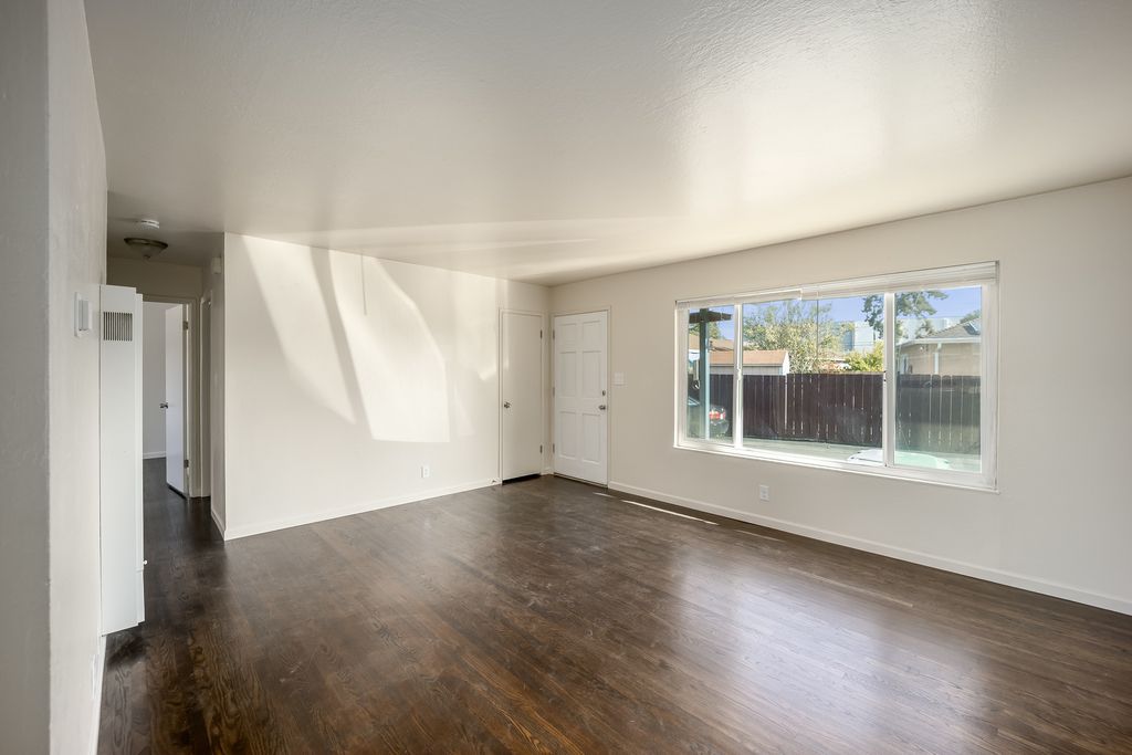 265 Flint Ct #2