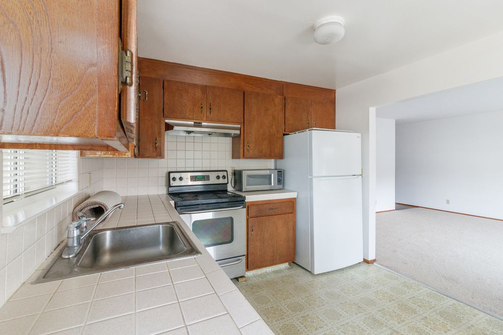 1415 Morton Street #E