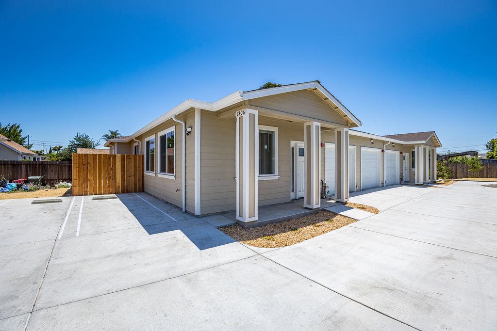 2406 W Ave 134th 
