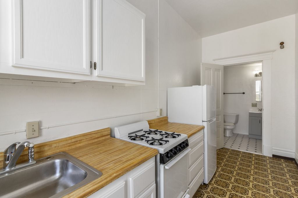 1315 9th Street #3