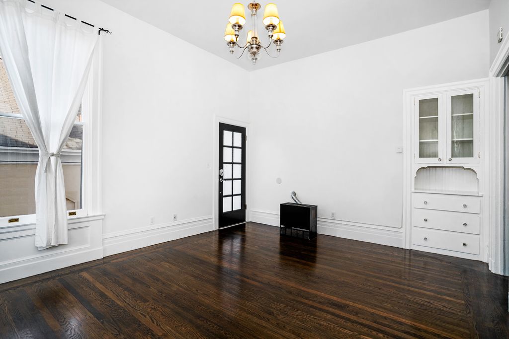 2029 Central Avenue #7