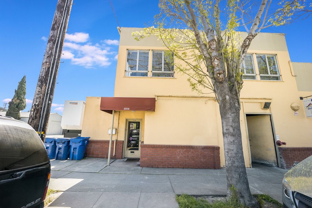 1314 High Street 