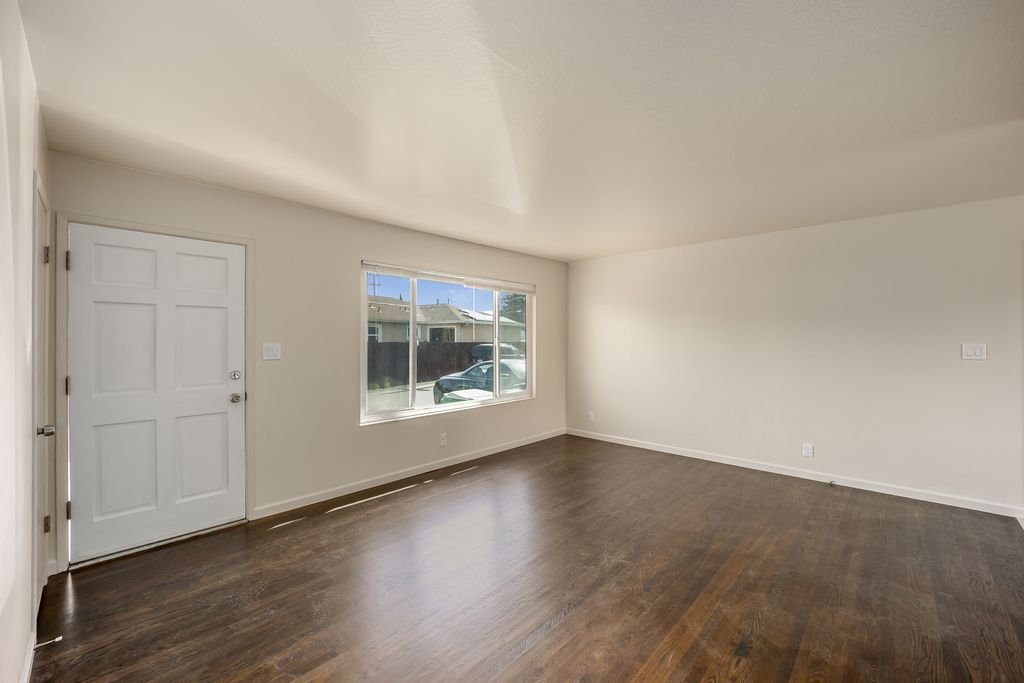 265 Flint Ct #2
