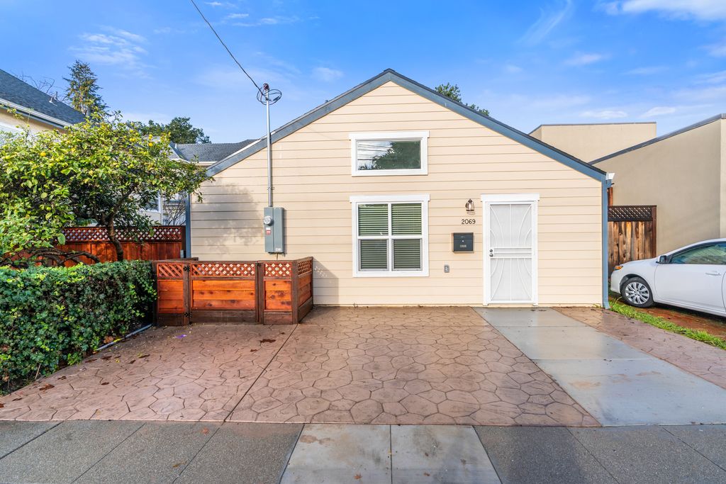 2069 San Antonio Ave 