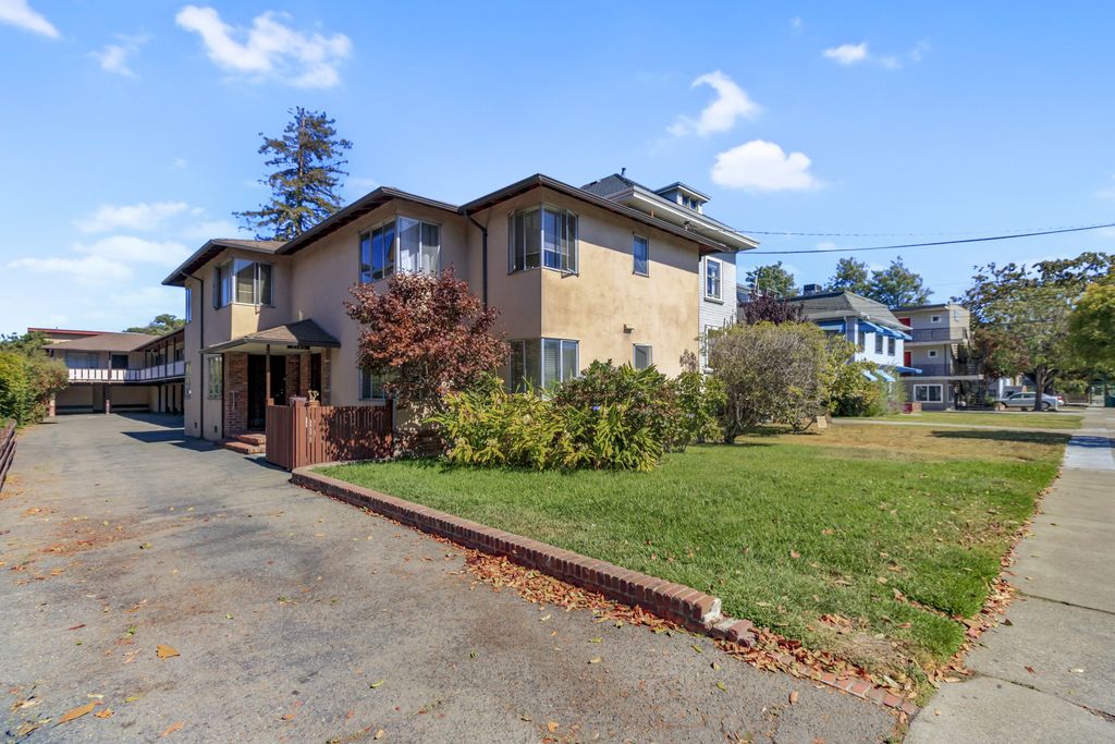 2145 Santa Clara Ave #E