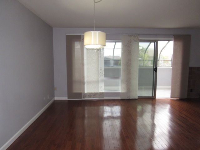 2106 Otis Drive, #M