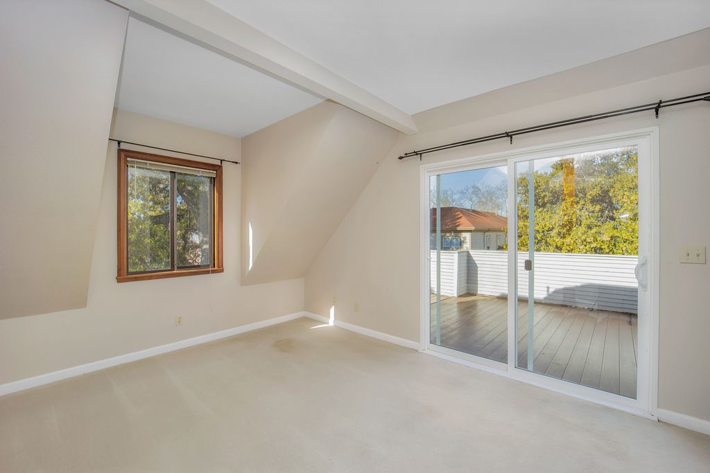 1525 Verdi Street 