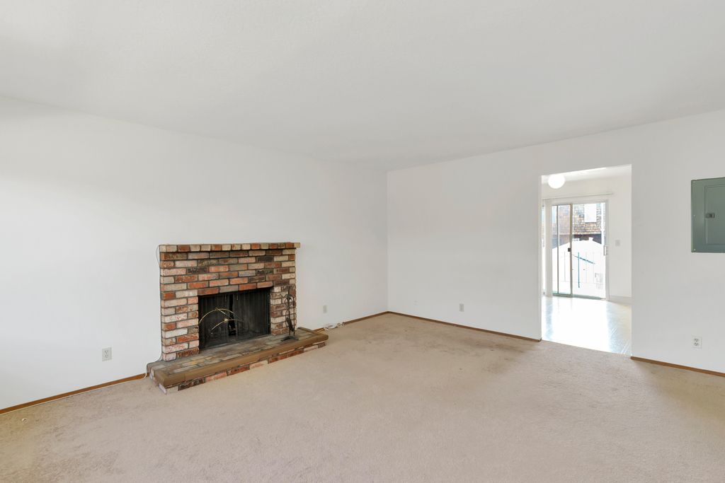 3221 Briggs Avenue #E