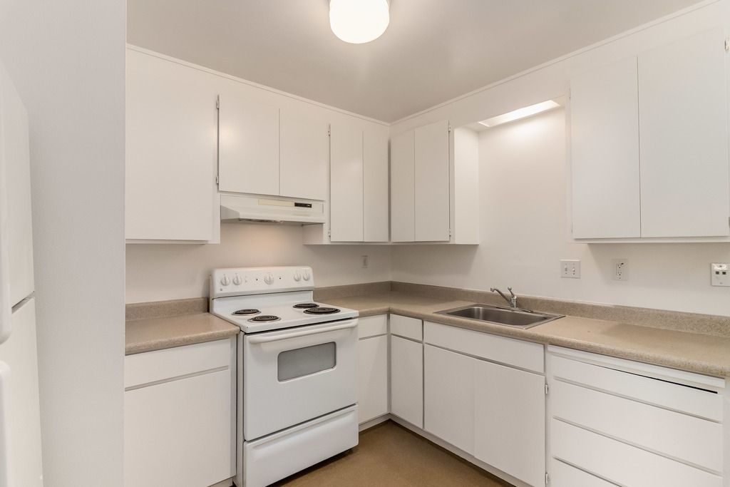1045 Regent Street #C