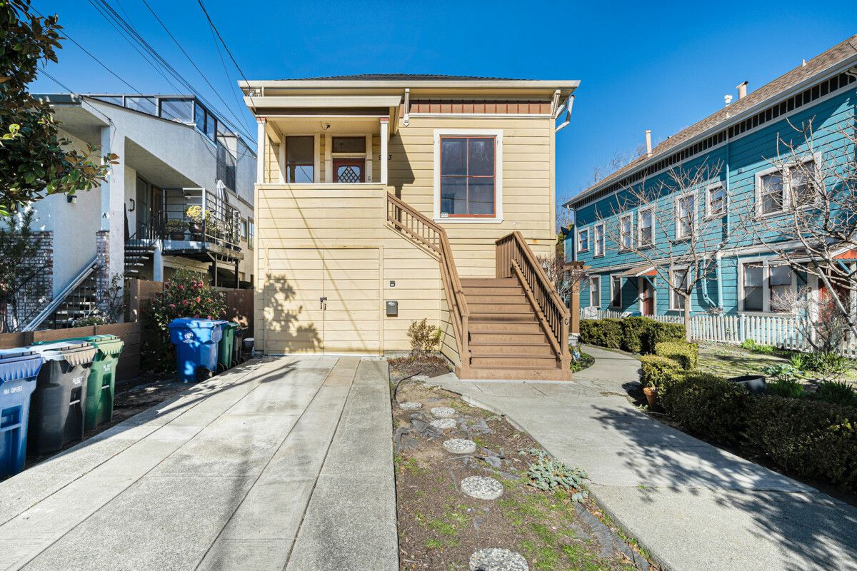 933 Santa Clara Ave #C