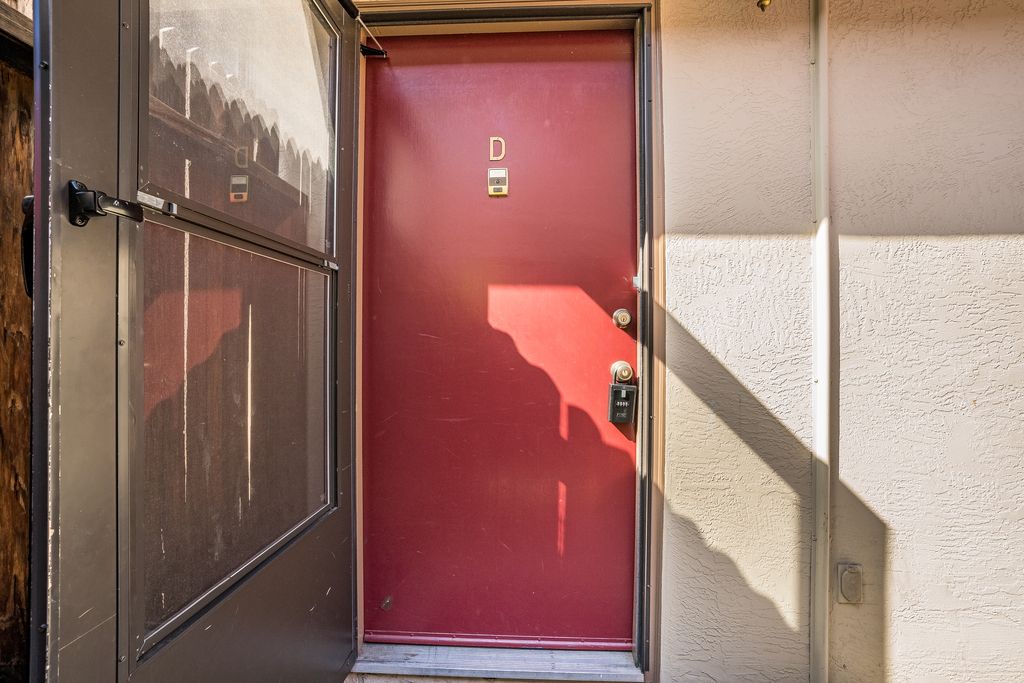 1175 Broadway #D
