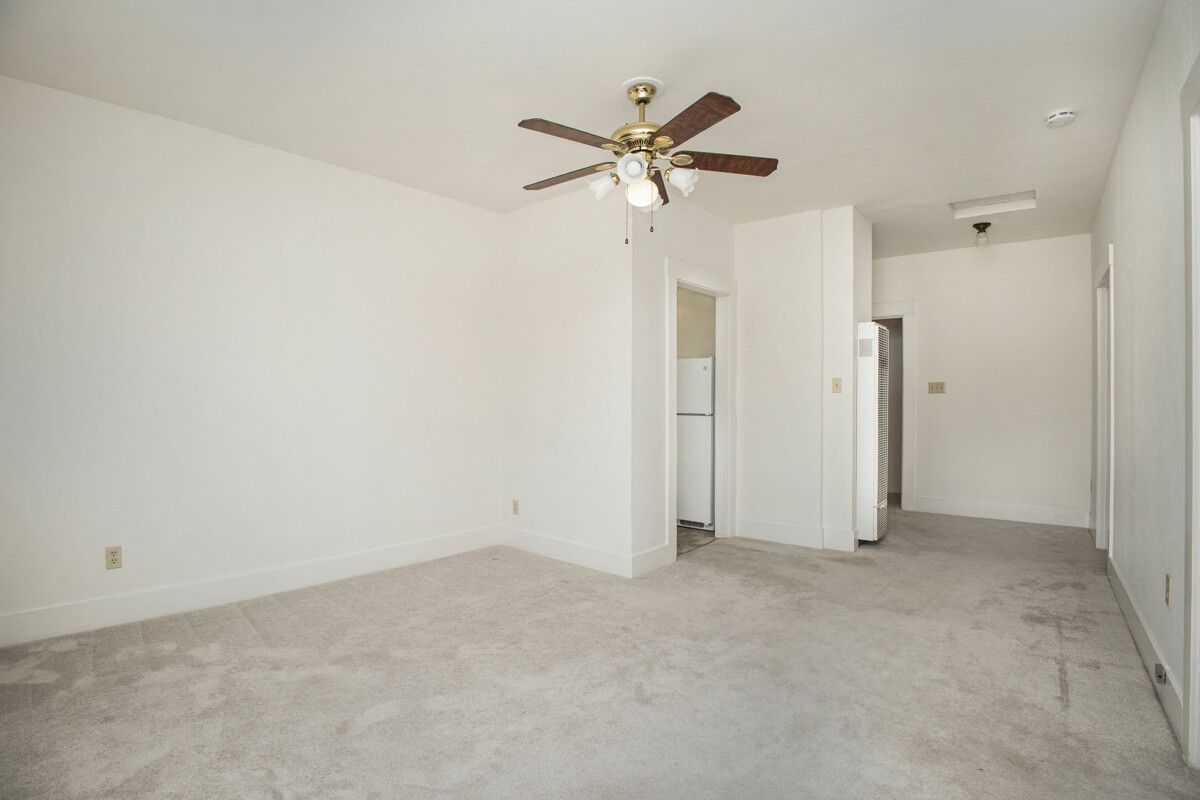 2316 San Antonio Ave - Upper