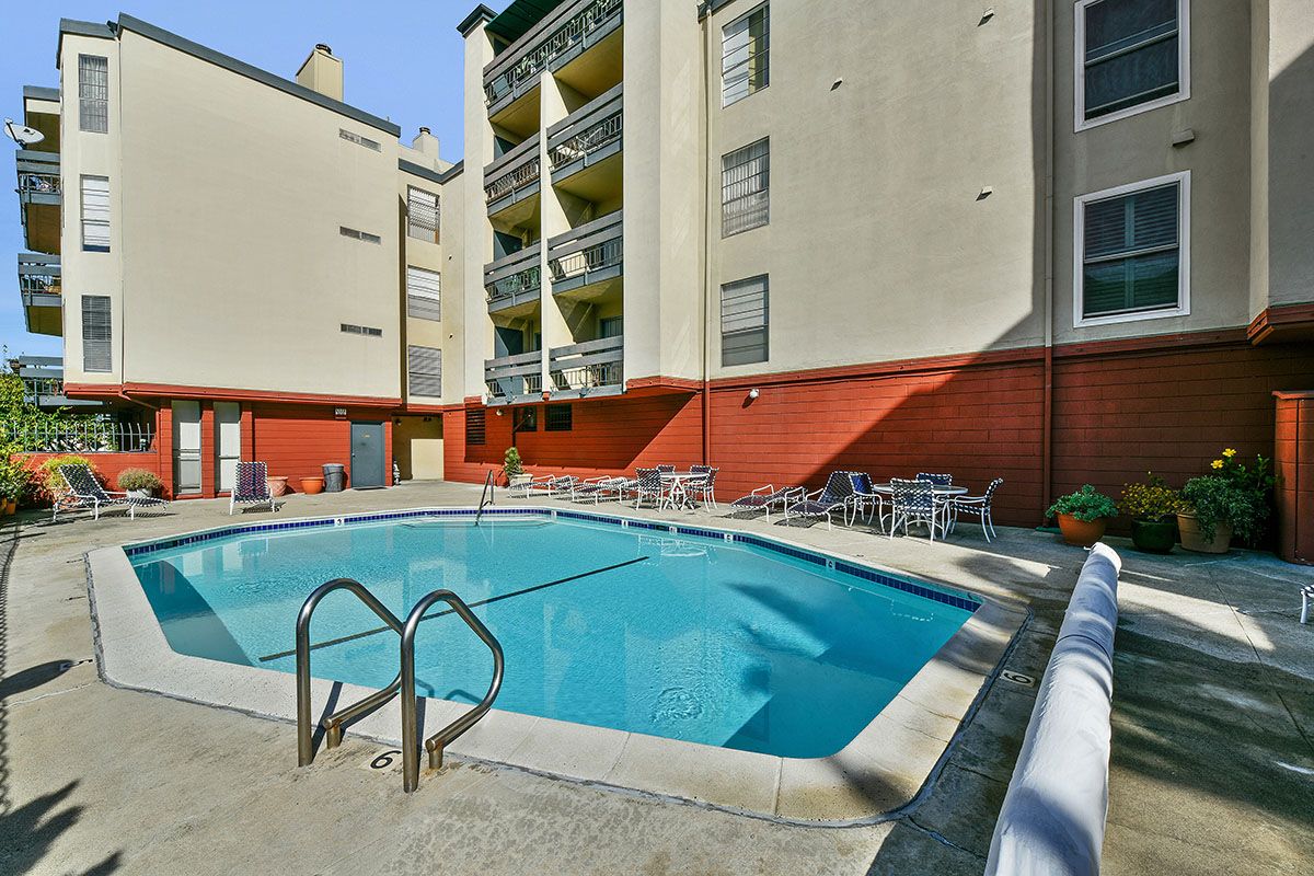 500 Vernon Street #211