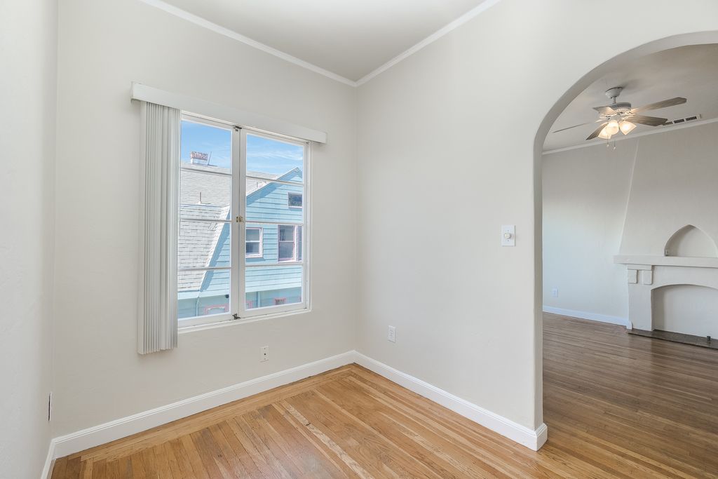 922 Chestnut St Apt #4