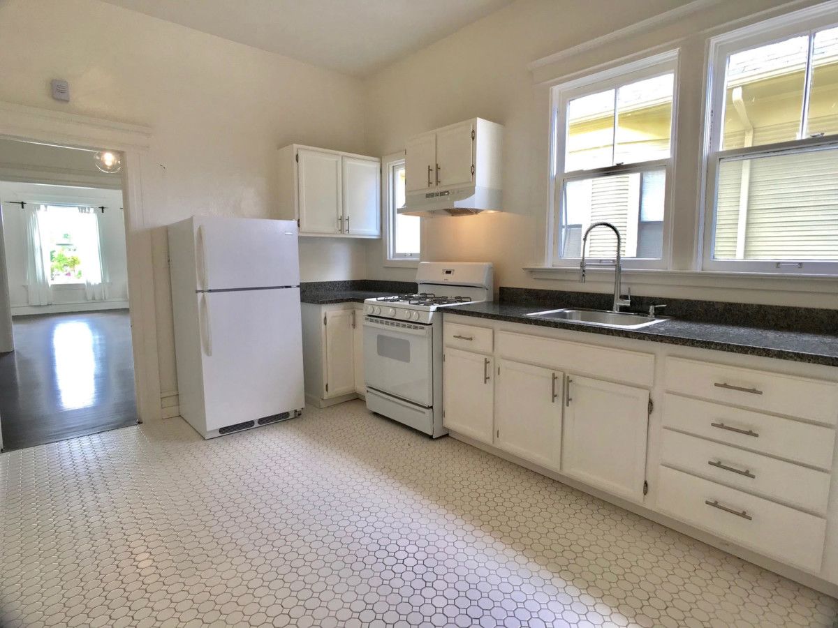 1525 Broadway #2