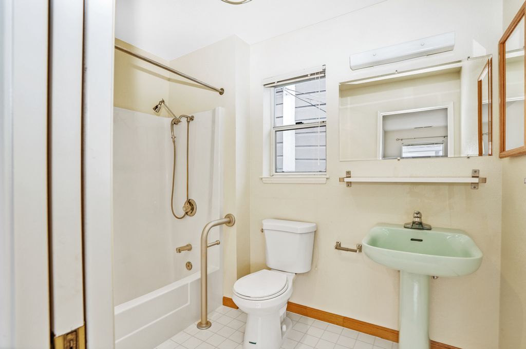 1412 9th Street #B