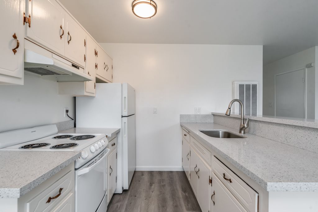 2167 Otis Drive #103