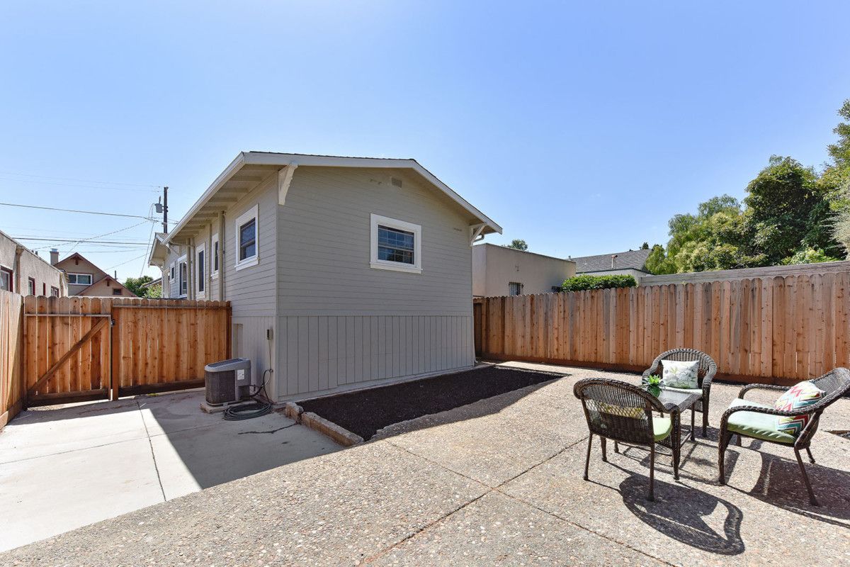 4112 Fullington Street