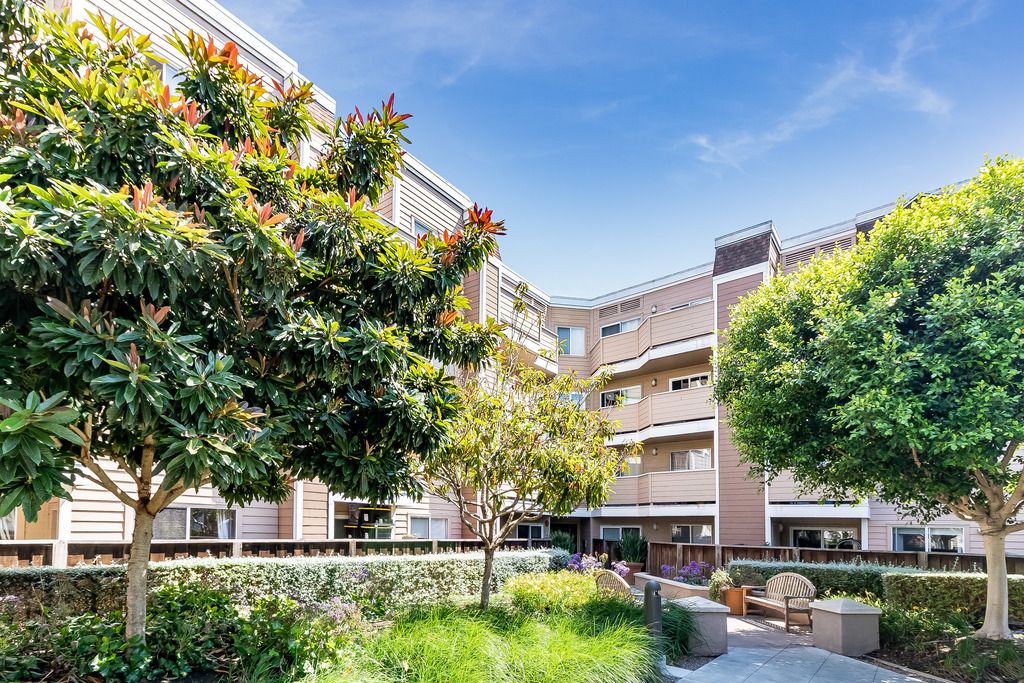 6400 Christie Ave #504