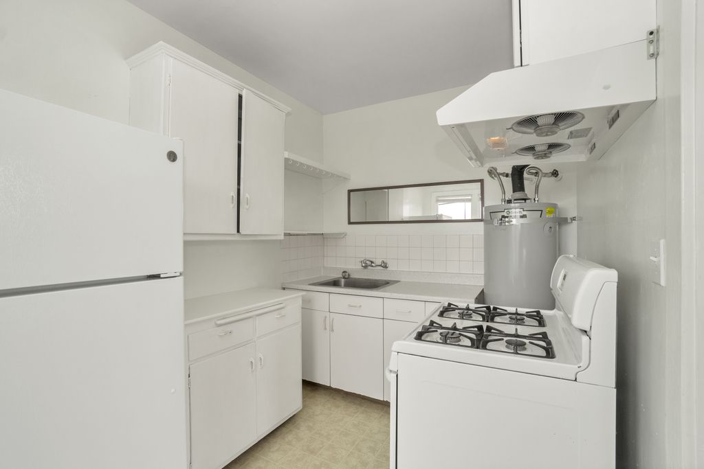 735 Lincoln Ave #B 