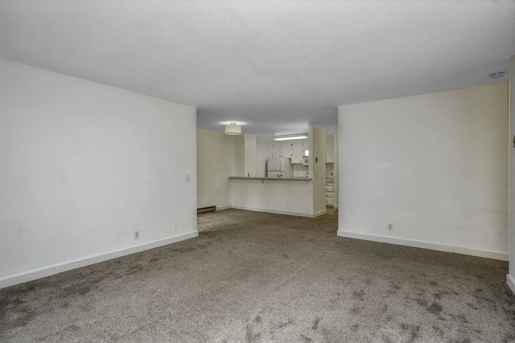2101 Shoreline Drive #155
