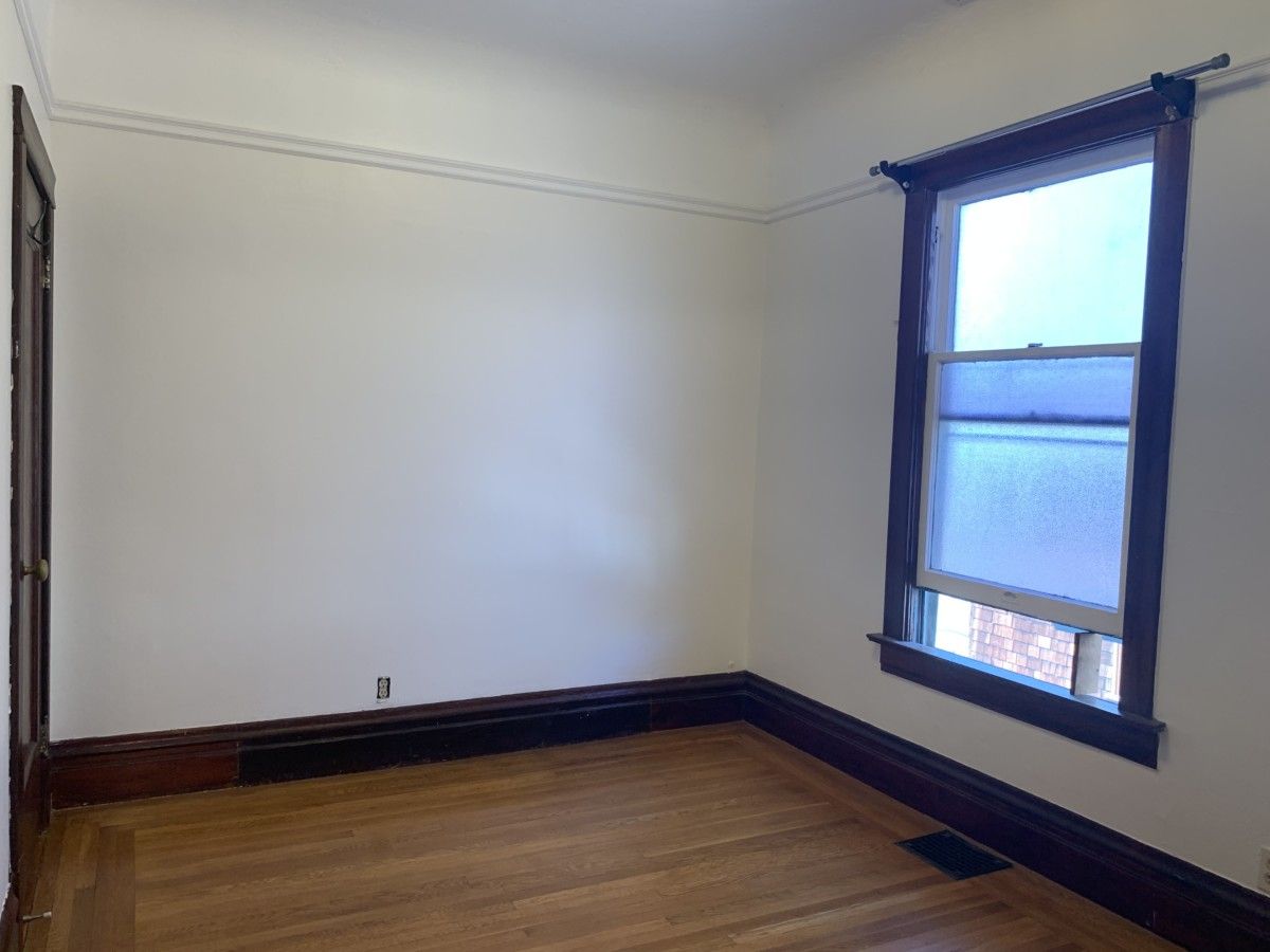 2037 Clinton Ave #A