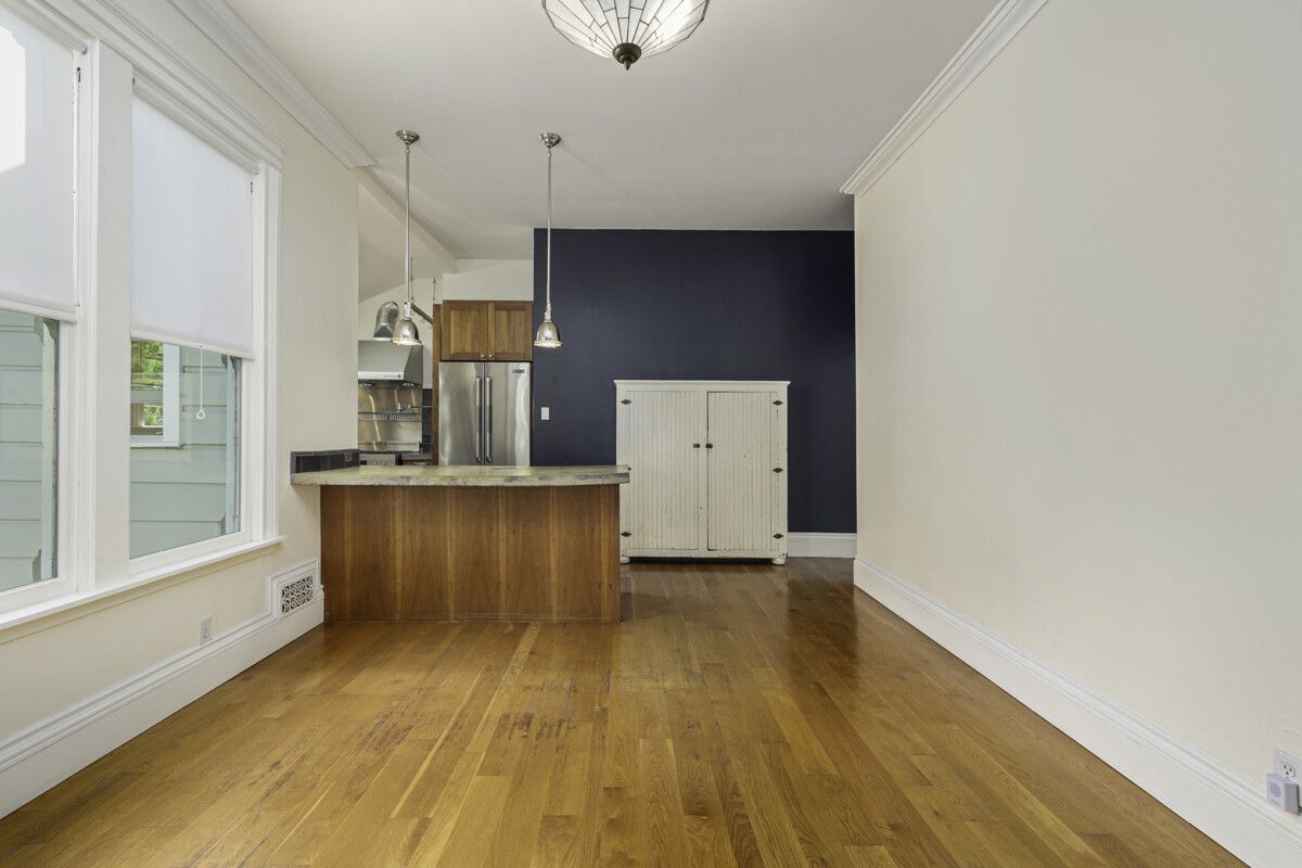 1515 Mozart Street #B