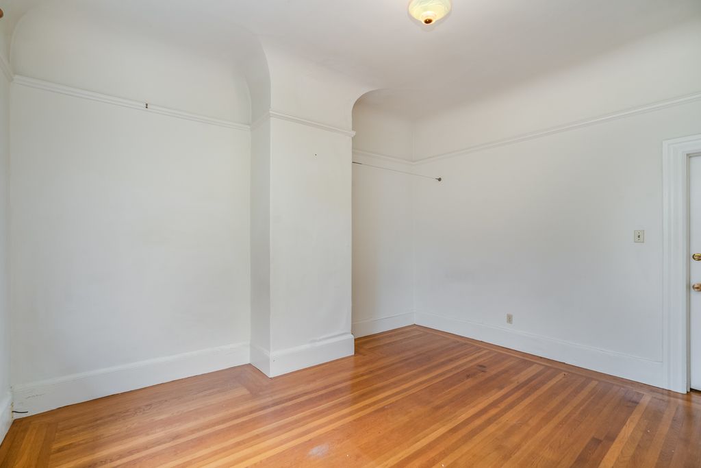 1301 Walnut Street #5