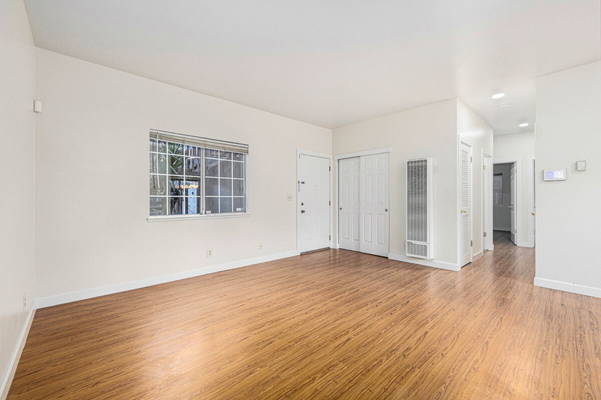 515 Van Buren Ave #B 