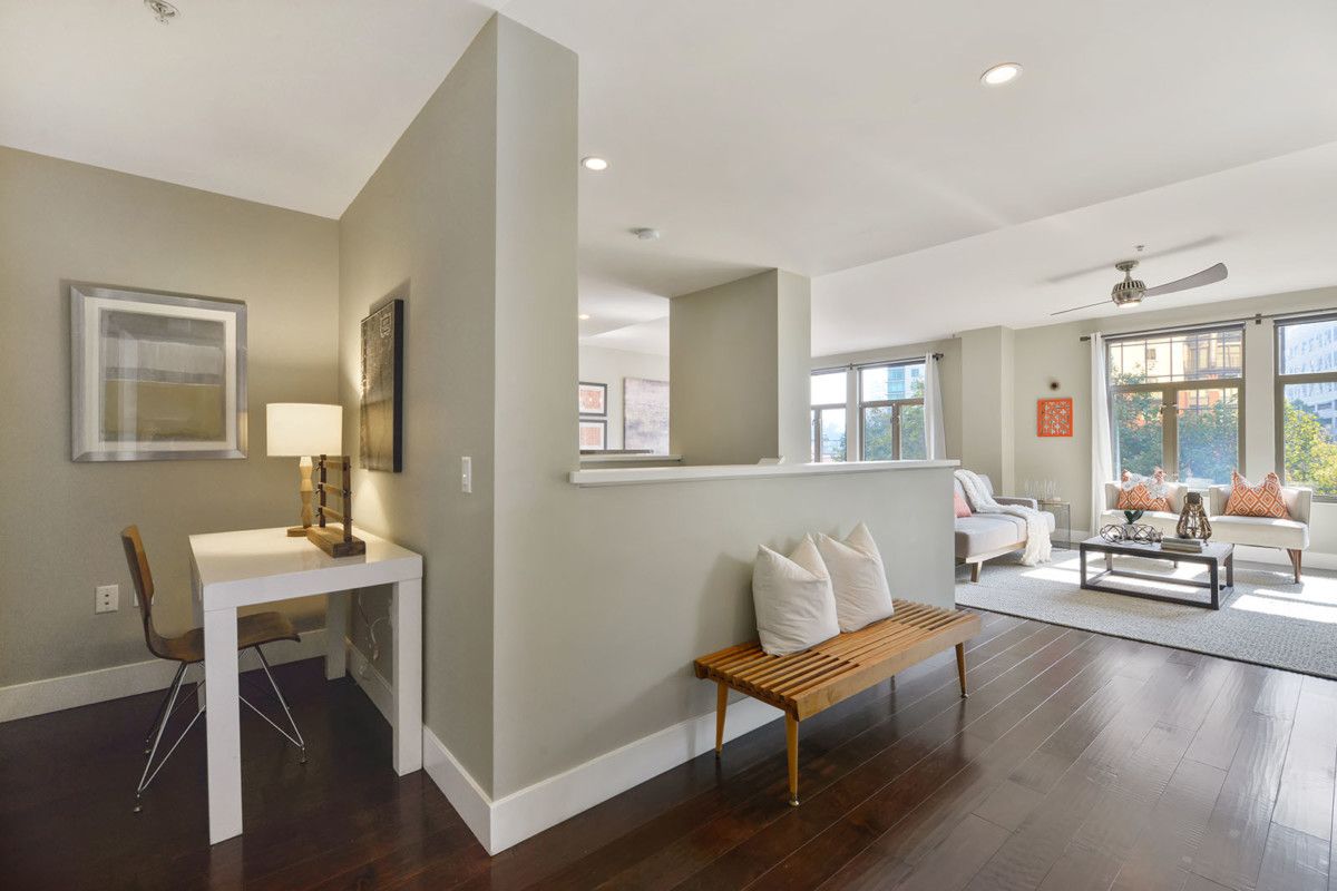 438 W Grand Avenue #419
