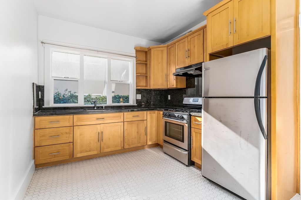 1336 High Street #B