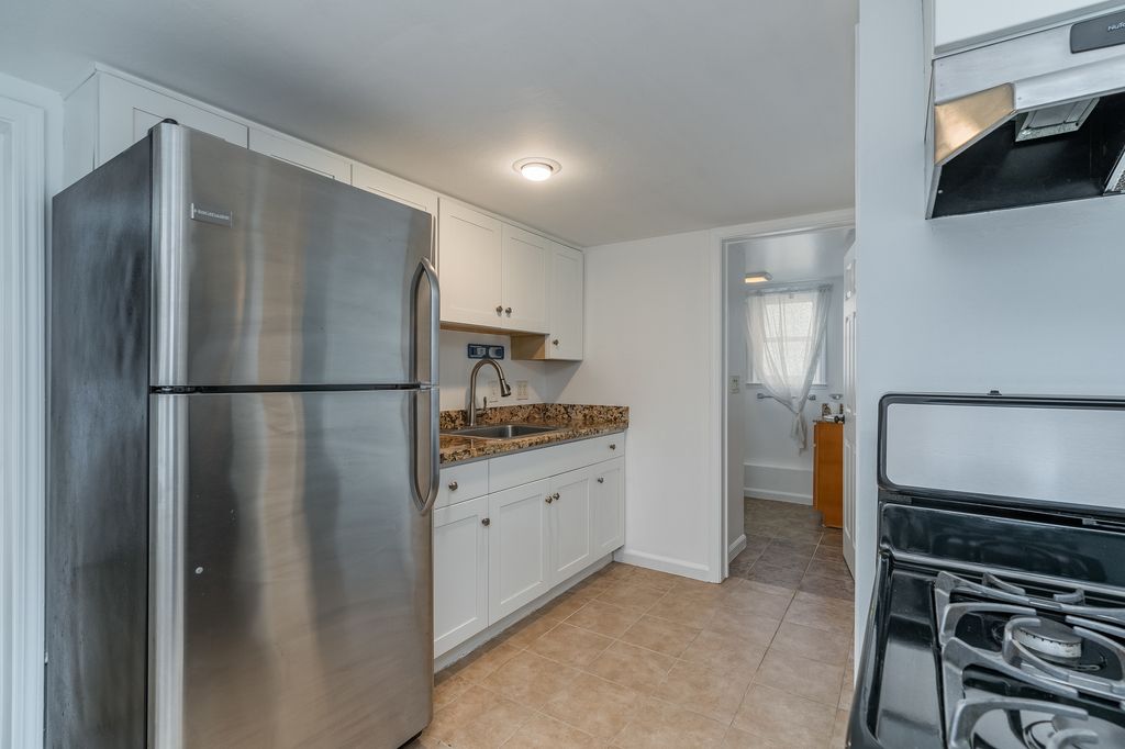 1308 Santa Clara Ave #B