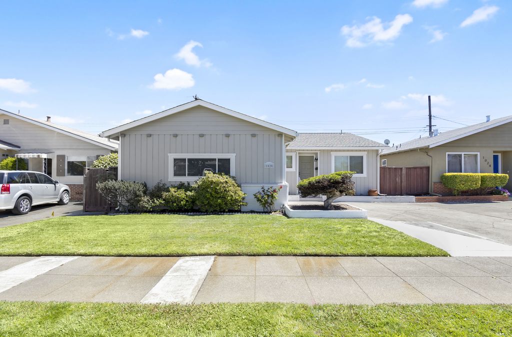 1020 Azalea Drive 