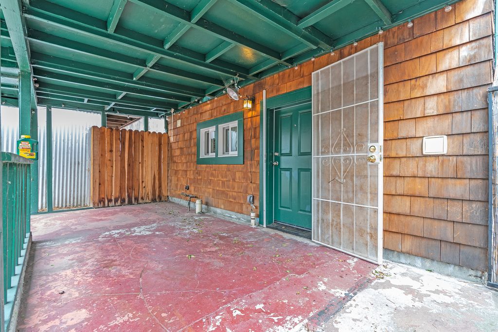 1308 Santa Clara Ave #B