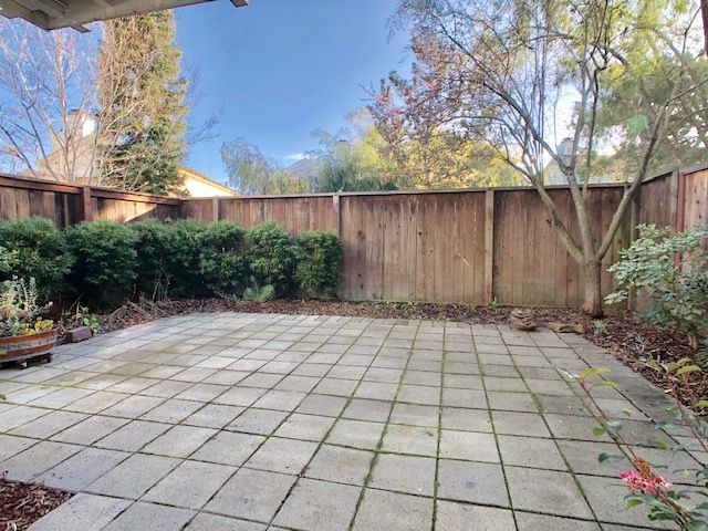 145 Oak Park