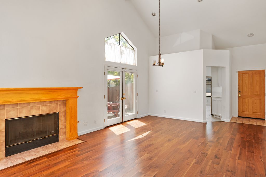 17 Lawrence Road