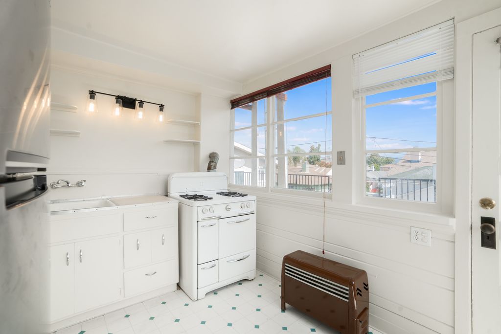 1501 Grand Street #C 