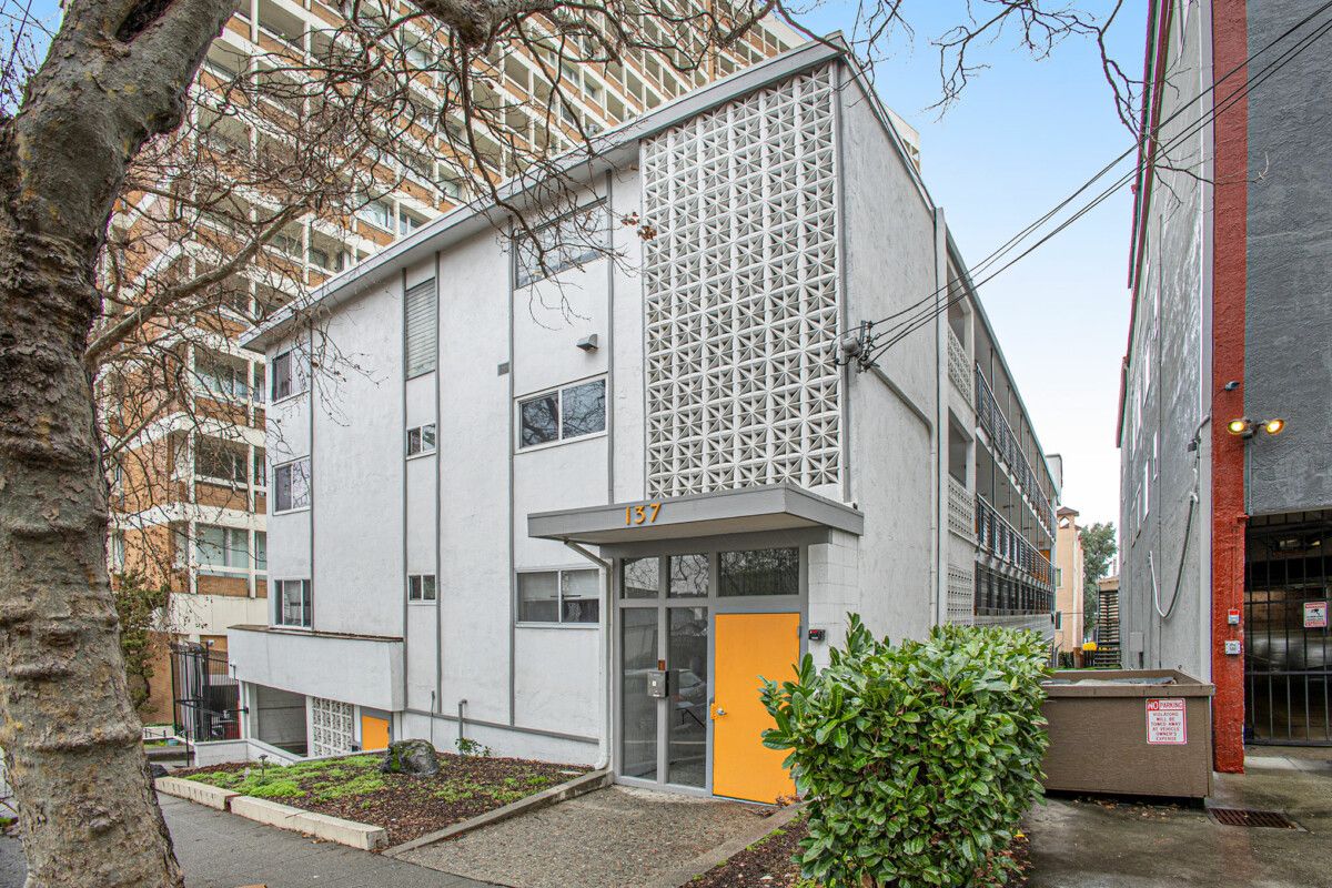 137 Montecito Ave #204