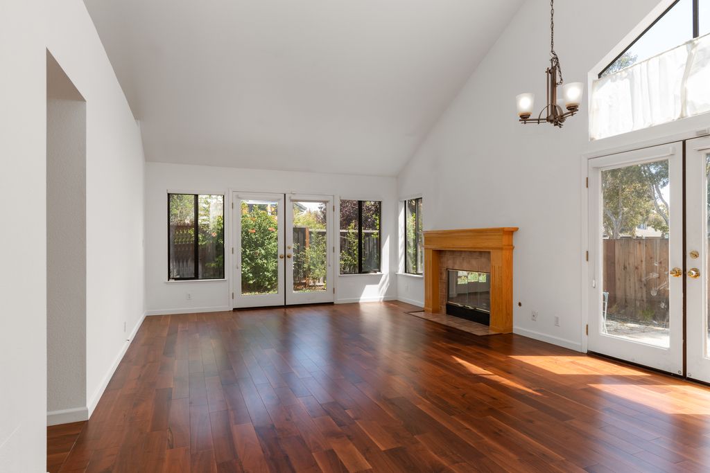 17 Lawrence Road