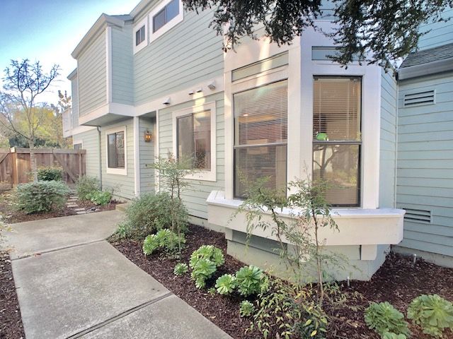 145 Oak Park