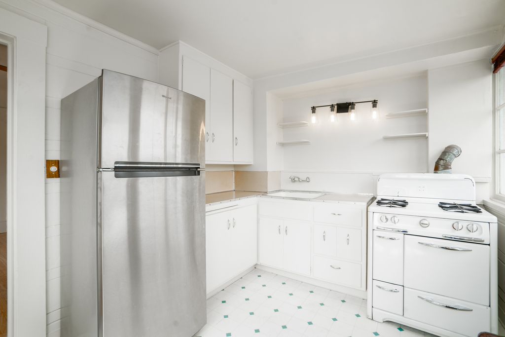 1501 Grand Street #C 