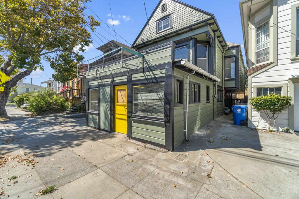 921 Central Ave #C