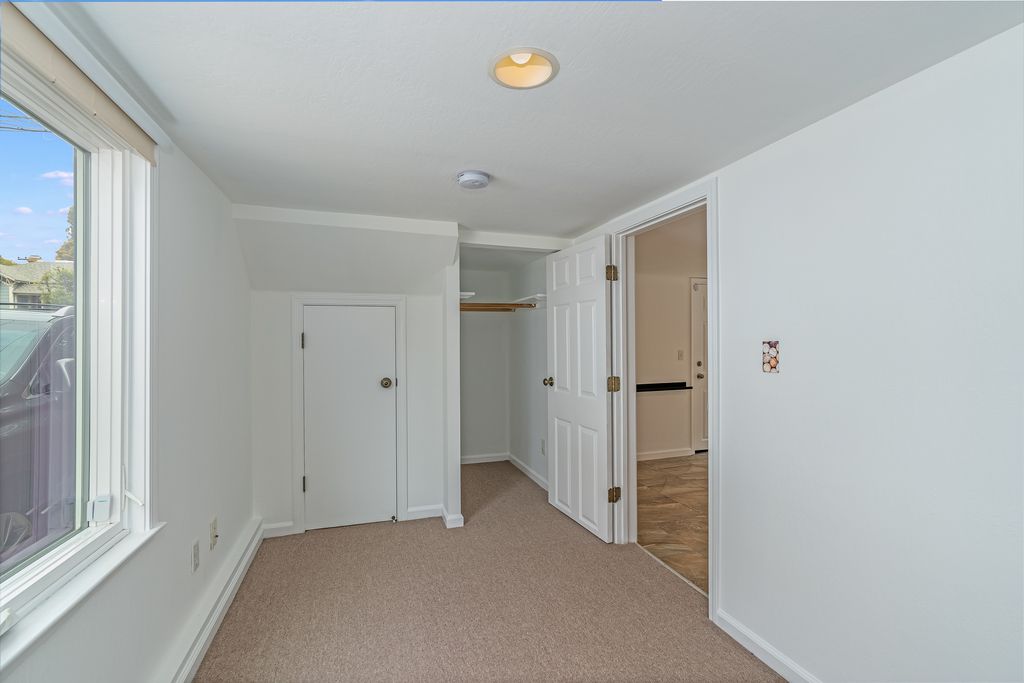 1308 Santa Clara Ave #B
